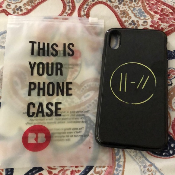 Twenty One Pilots for iPhone XS Max - Picture 1 of 5